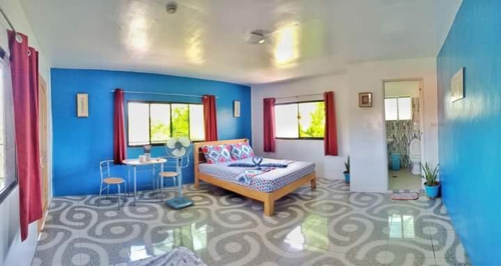 Happy Bear Moalboal Budget Rooms 外观 照片